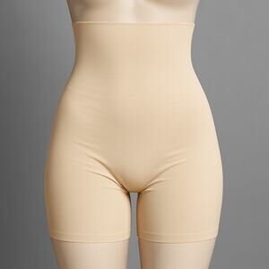 SKIMS Sculpting High Waist Mid-Thigh Shorts Beige Shapewear Size S